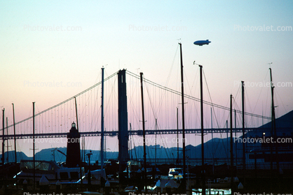 Airship Industries Skyship 500, Golden Gate Bridge, 25 October 1987