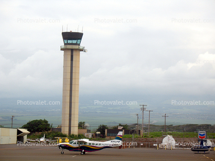 Pacific Wings, Cessna 208B Grand Caravan, Control Tower, N303PW, PT6A-114A, PT6A