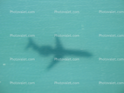 Oahu, Hawaii, Douglas DC-9, Landing Shadow