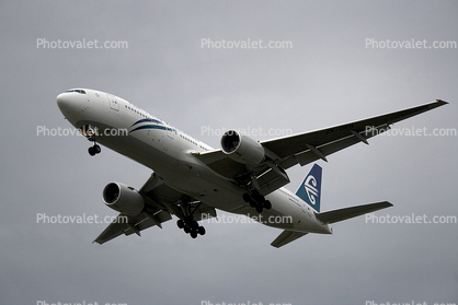 Boeing 777-219ER, 777-200ER, ZK-OKH, Air New Zealand