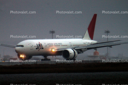 GE90-94B, GE90, JA704J, Boeing 777-246/ER, Thrust Reversers Deployed, 777-200 series