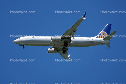 N39463, Boeing 737-924ER, 737-900 series, UAL, Scimitar Winglets