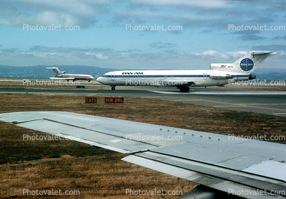 N4751, Boeing 727-235, Pan American World Airway PAA, Clipper Competitor, JT8D-9A, JT8D, 727-200 series, August 3 1982