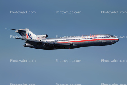 N6824, American Airlines AAL, Boeing 727-223, JT8D, 727-200 series