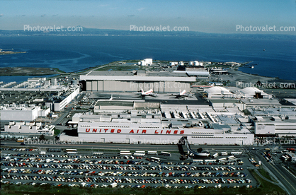 San Francisco International Airport (SFO), Hangars, buildings