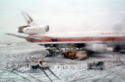 N104WA, Douglas DC-10-10, World Airways, Newark Liberty International Airport (EWR), CF6