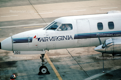 N24AZ, Air Virginia, Swearingen SA-226TC Metro II, Dulles International Airport
