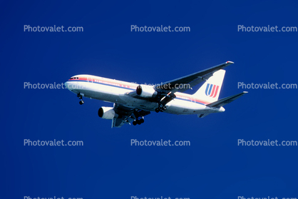 N610UA, United Airlines UAL, Boeing 767-222, (SFO), JT9D-7R4D, JT9D