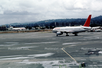 N602RC, Boeing 757-2S7, Northwest Airlines NWA, RB211, 757-200 series
