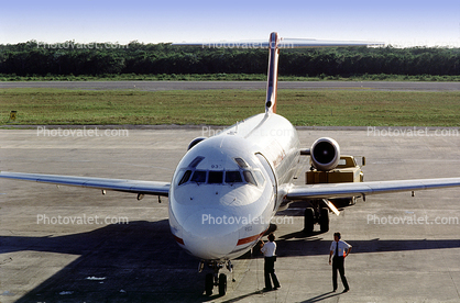 N1334U, Douglas DC-9-31, Cancun, Northwest Airlines NWA, JT8D-7B s3, JT8D