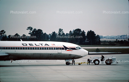 N478DA, Boeing 727-232, Delta Air Lines, JT8D, 727-200 series