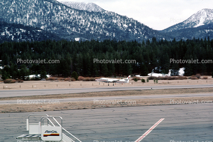 California, Lake Tahoe Airport TVL