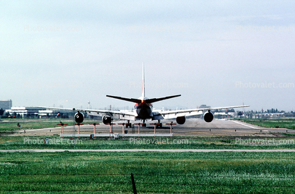 United Airlines UAL, Douglas DC-8-71, N8073U, CFM56