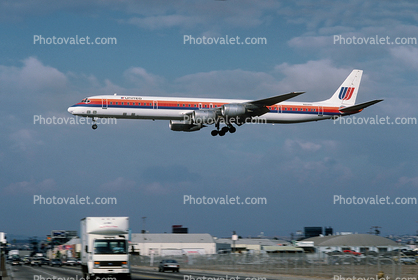N8099U, United Airlines UAL, Douglas DC-8-71, CFM56