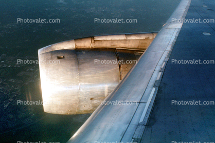 Lockheed L-1011, RB211 Jet Engine, Lone Wing in Flight