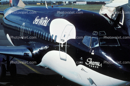 N507SW, Shamu the Killer Whale, Shamu Three, Boeing 737-5H4, CFM56-3B1, CFM56, Southwest Airlines SWA, El Paso, 737-500 series