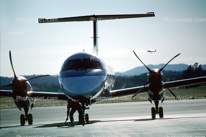 N271UE, Embraer EMB-120RT Brasilia, United Express, Westair, Sonoma County Airport (STS), Santa Rosa, California