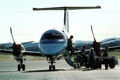 N271UE, Embraer EMB-120RT Brasilia, United Express, stairs, steps, Westair, Sonoma County Airport (STS), Santa Rosa, California, Airstair