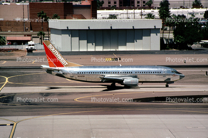 N629SW, Boeing 737-3H4, Southwest Airlines SWA, Silver One, 737-300 series, CFM56-3B1, CFM56
