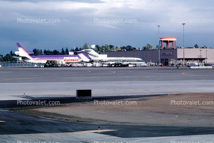 Cargo Planes, FedEx, 08/08/1992