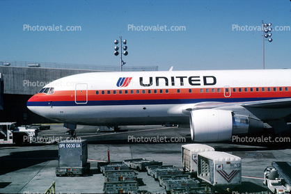 United Airlines UAL, Boeing 767, (SFO)