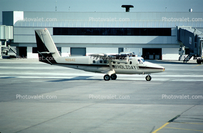 N264Z, DHC-6-300 Twin Otter, Holiday Airlines