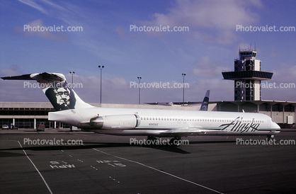 N940AS, McDonnell Douglas MD-83, Alaska Airlines ASA, JT8D, Control Tower, JT8D-219