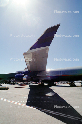 N193UA, Boeing 747-422, United Airlines UAL, PW4056, PW4000
