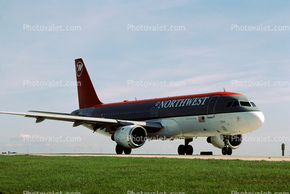 N344NW, Airbus A320-211, CFM56-5A1, CFM56, A320 series, Northwest Airlines NWA