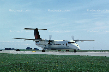 Q300, C-GUON, De Havilland Canada DHC-8-301 Dash 8, Air Ontario