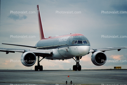 N511US, Northwest Airlines NWA, Boeing 757-251, PW2037, PW2000