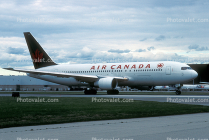 C-FBEF, Boeing 767-233ER, Air Canada ACA, 767-200 series, JT9D
