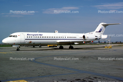 Sempati Air, PK-JGF, Fokker F28-0100, Rolls Royce Tay 650-15