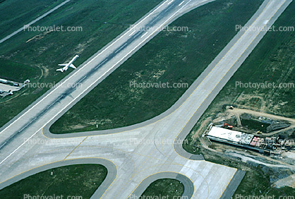Delta Air Lines, Douglas DC-9, Runway, Take-off