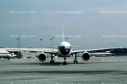 N660DL, Boeing 757-232, PW2037, PW2000