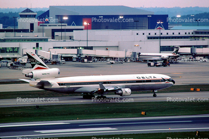 N812DE, McDonnell Douglas MD-11, Delta Air Lines, CF6-80C2D1F, CF6, Terminal, Jetway, Hangars, Airbridge