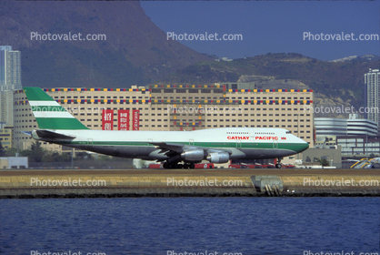 Boeing 747, Cathay Pacific, Airbus A340
