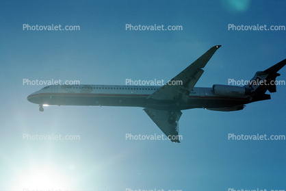 N9615W, McDonnell Douglas MD-83, JT8D, 28 December 1997, JT8D-219