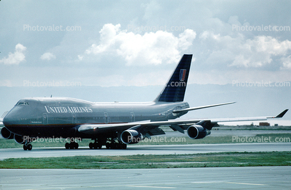 United Airlines UAL, Boeing 747, San Francisco International Airport (SFO)
