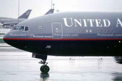N785UA, United Airlines UAL, Boeing 777-222ER, (SFO)