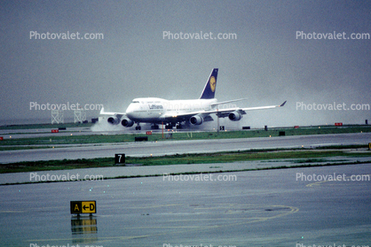 D-ABVL, Boeing 747-430, Lufthansa, 747-400 series, (SFO), Munchen