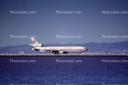 McDonnell Douglas MD-11 (SFO)