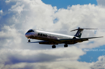 N879RA, Reno Air ROA, McDonnell Douglas MD-83, JT8D, JT8D-219
