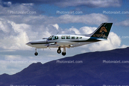 N766EA, Cessna 402B Businessliner, Eagle Canyon Airlines