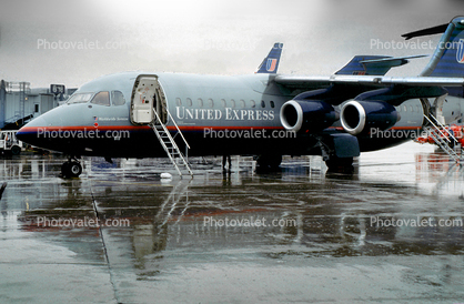 United Express, BAe146-300, (Air Wisconsin AWI), G15
