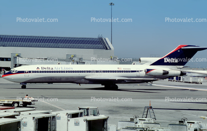 N505DA, Boeing 727-232, Delta Air Lines, San Francisco International Airport (SFO), Hush Kit, JT8D-15 s3, JT8D, 727-200 series
