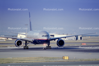 N794UA, United Airlines UAL, Boeing 777-222ER, (SFO), 777-200 series, PW4090, PW4000
