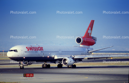 HB-IWD, Swiss International Air Lines, McDonnell Douglas MD-11