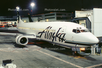 N305FA, Boeing 737, Alaska Airlines ASA, San Francisco International Airport (SFO), CFM56-3C1, CFM56
