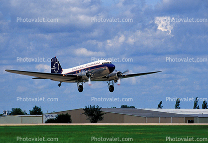 N25641, Douglas DC-3, Legend Airways